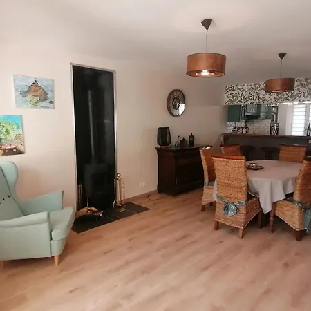 Maison Champetre A Avec Jardin Cloture